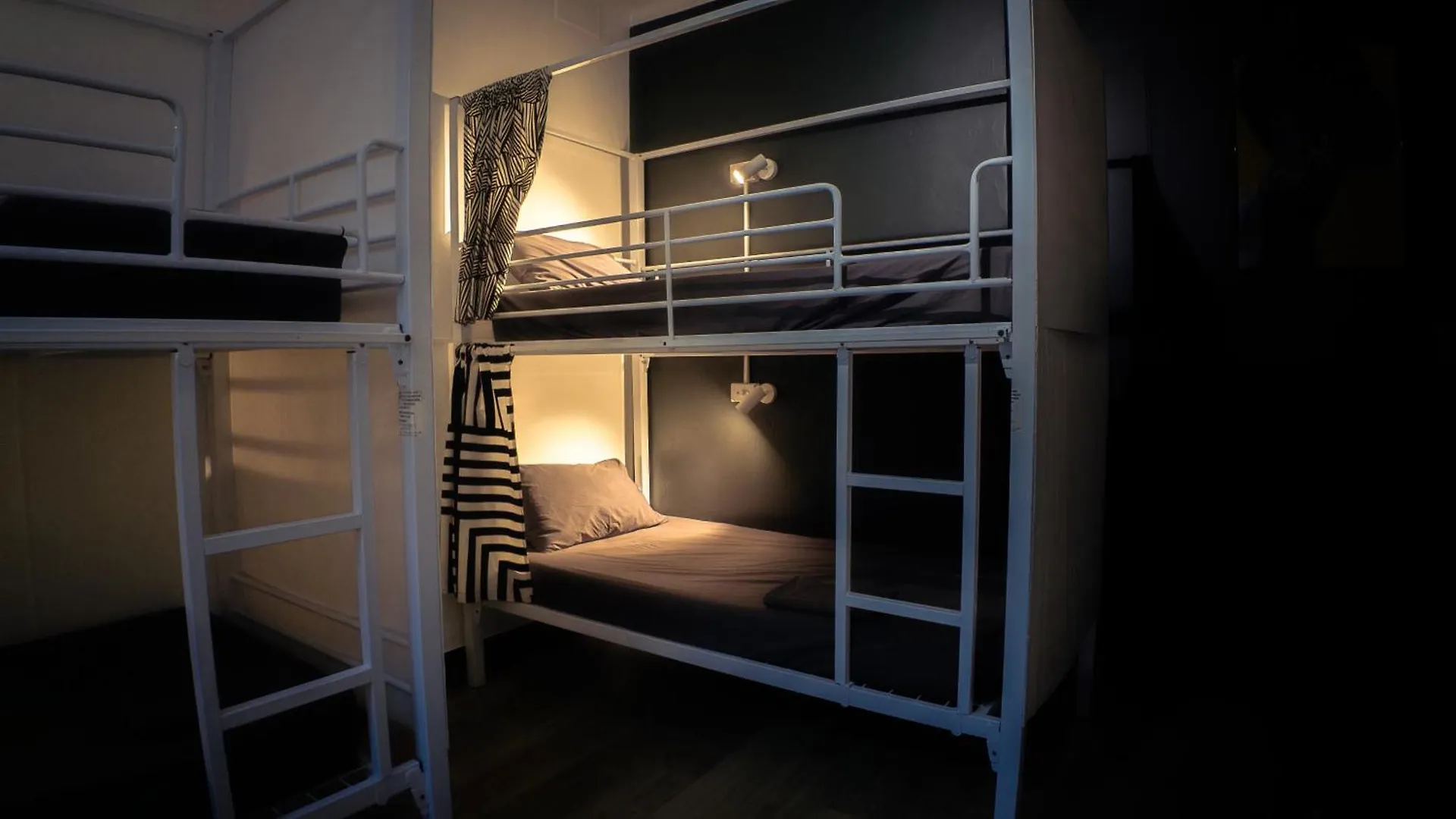 Brisbane Quarters Hostel Australia