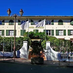 *** Hotel Ermitage Francia